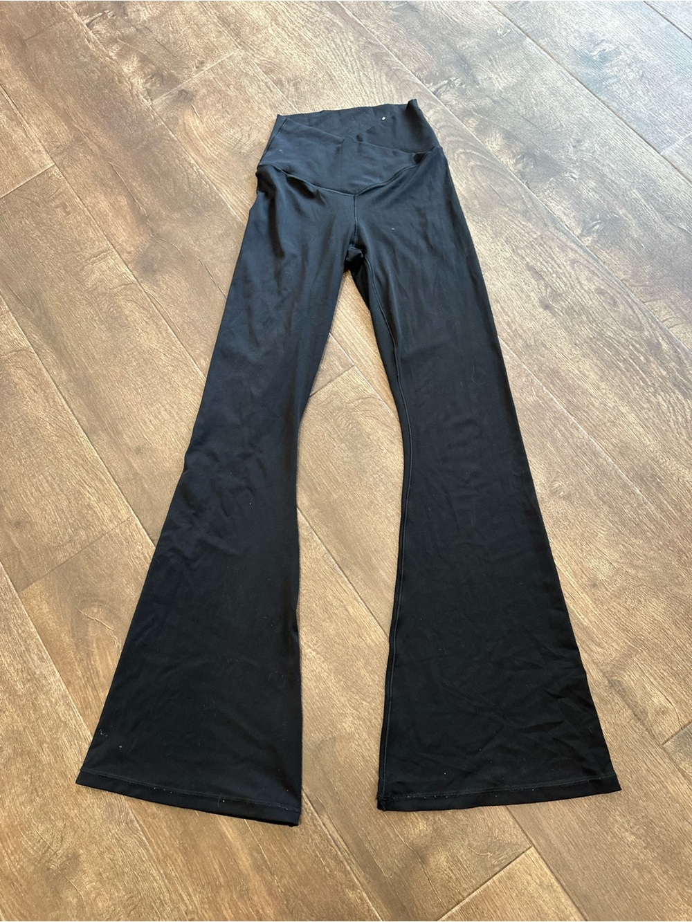 High Rise Criss Cross Flare Leggings Yoga Pants Small
